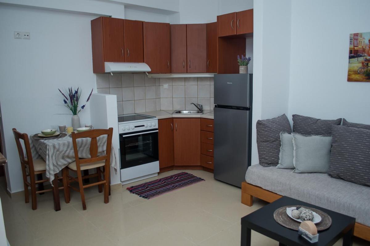 Sun By The Sea 2 Apartment Agia Pelagia Екстериор снимка