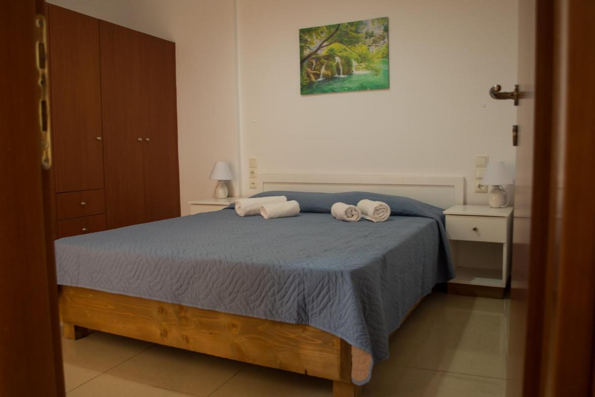Sun By The Sea 2 Apartment Agia Pelagia Екстериор снимка