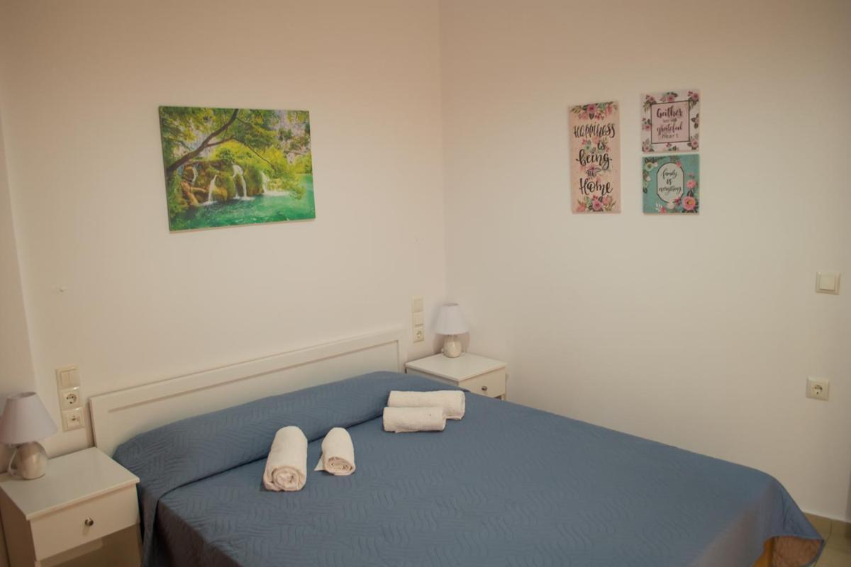Sun By The Sea 2 Apartment Agia Pelagia Екстериор снимка