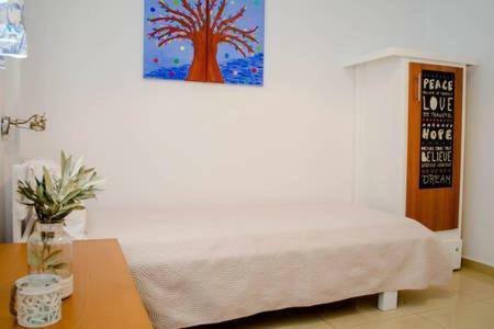 Sun By The Sea 2 Apartment Agia Pelagia Екстериор снимка