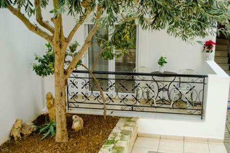 Sun By The Sea 2 Apartment Agia Pelagia Екстериор снимка